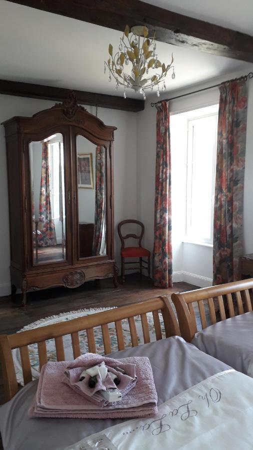La Maison Bourgeoise Saint-Priest-des-Champs Bagian luar foto