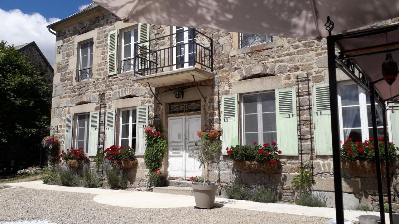 La Maison Bourgeoise Saint-Priest-des-Champs Bagian luar foto